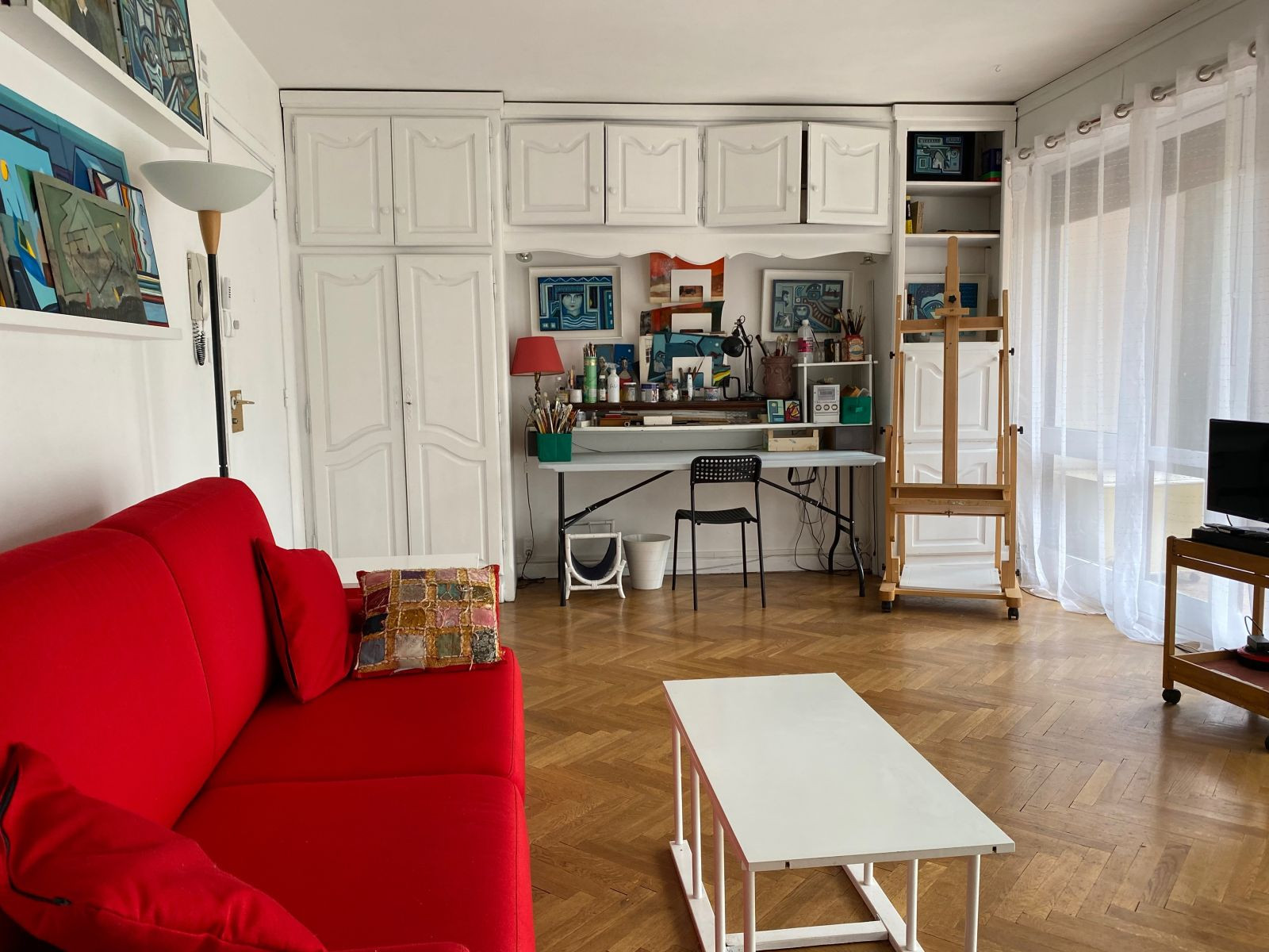 
                                                Location
                                                 Studio d'artiste à louer