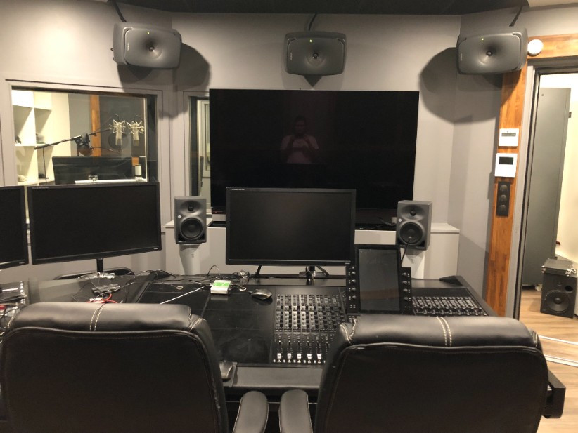 
                                                Vente
                                                 Studio d'audiovisuel et d'enregistrement