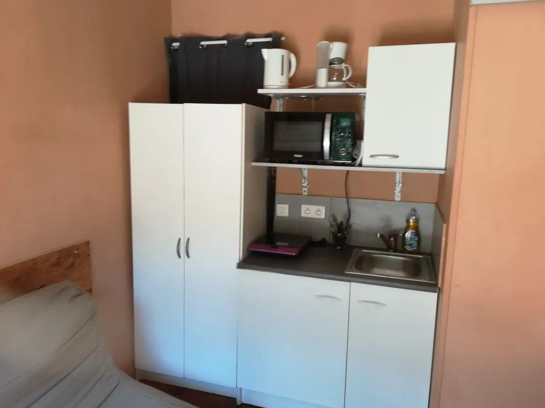 
                                                Location
                                                 Studio de 11m² avec terrasse de 9m² au calme