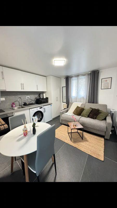 
                                                Location
                                                 Studio de 21 m² meublé (étudiant)