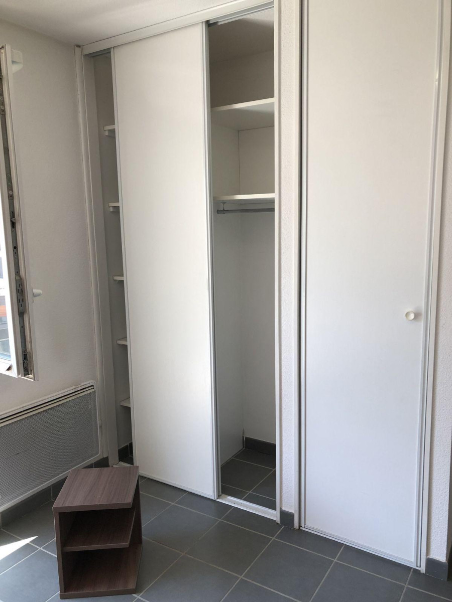 
                                                Location
                                                 Studio de 22m2 Résidence ISIS CARRE DES HALLES