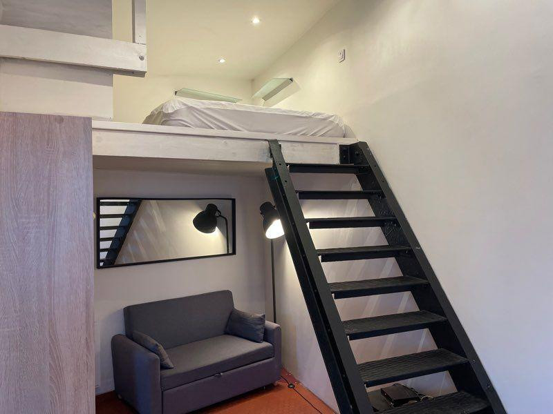 
                                                Location
                                                 Studio de 30m2 lumineux, bien aménagé et meublé