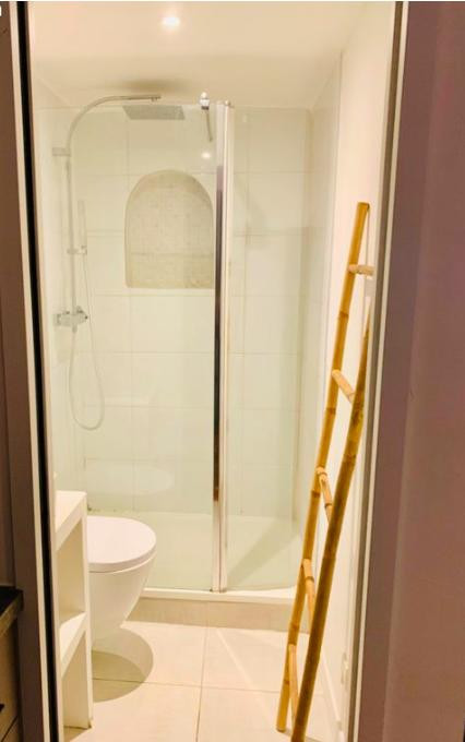 
                                                Location
                                                 STUDIO DE CHARME EN CENTRE HISTORIQUE CALME