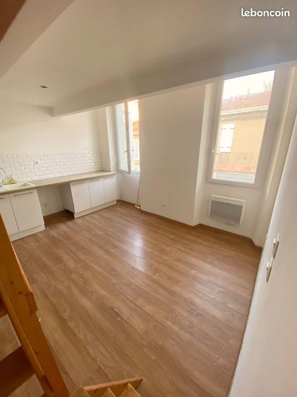 
                                                Location
                                                 Studio en duplex - 30m2 Marseille