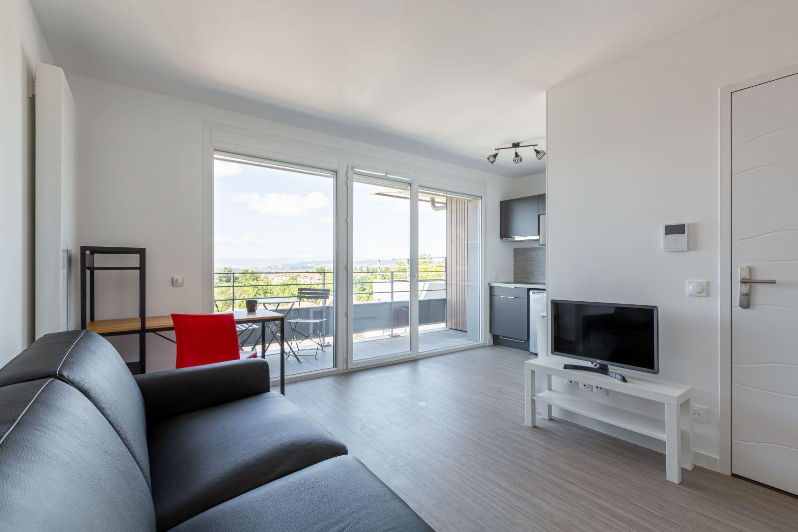 
                                                Location
                                                 Studio en face Campus Annecy