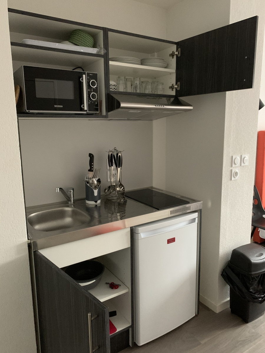 
                                                Location
                                                 Studio en résidence étudiante à services