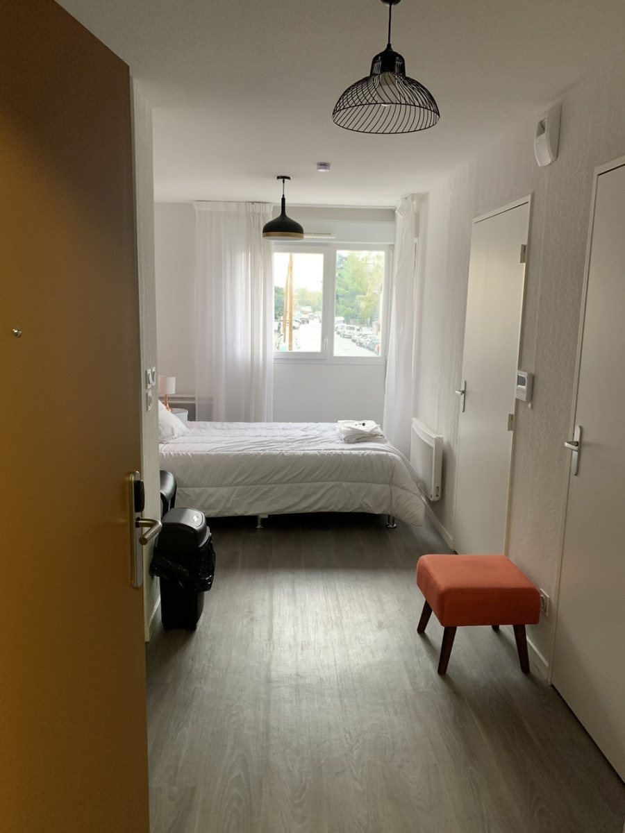 
                                                Location
                                                 Studio en résidence étudiante à services