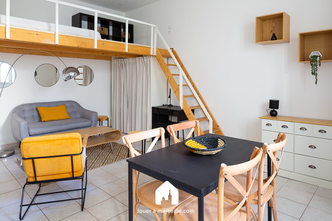 
                                                Location
                                                 Studio Endoume