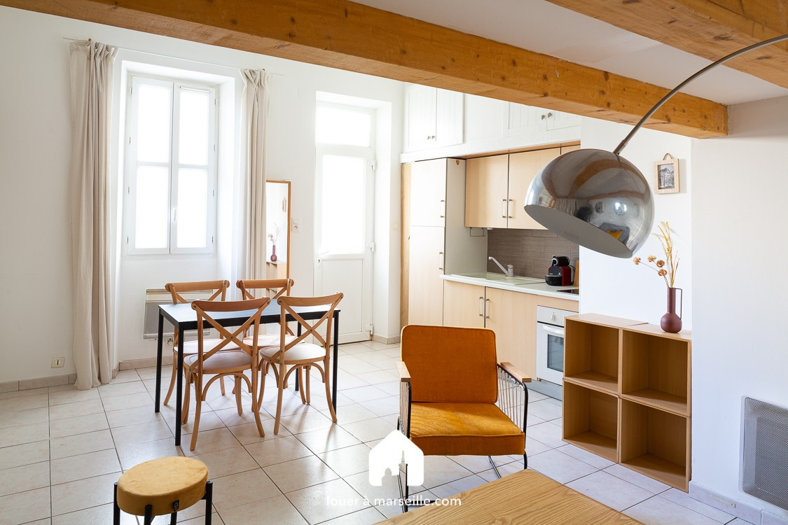 
                                                Location
                                                 Studio Endoume