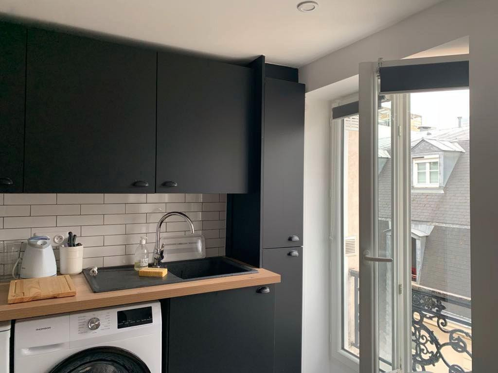 
                                                Location
                                                 Studio entièrement meublé rue du Croissant, Paris