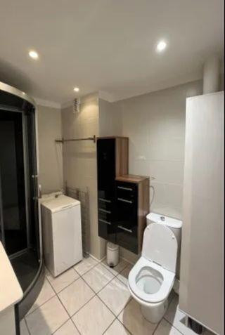 
                                                Location
                                                 Studio étudiant