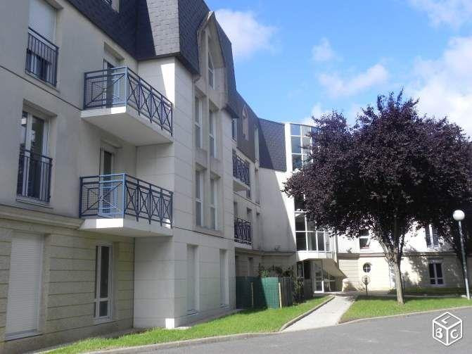 
                                                Location
                                                 Studio étudiant proche des centres universitaires