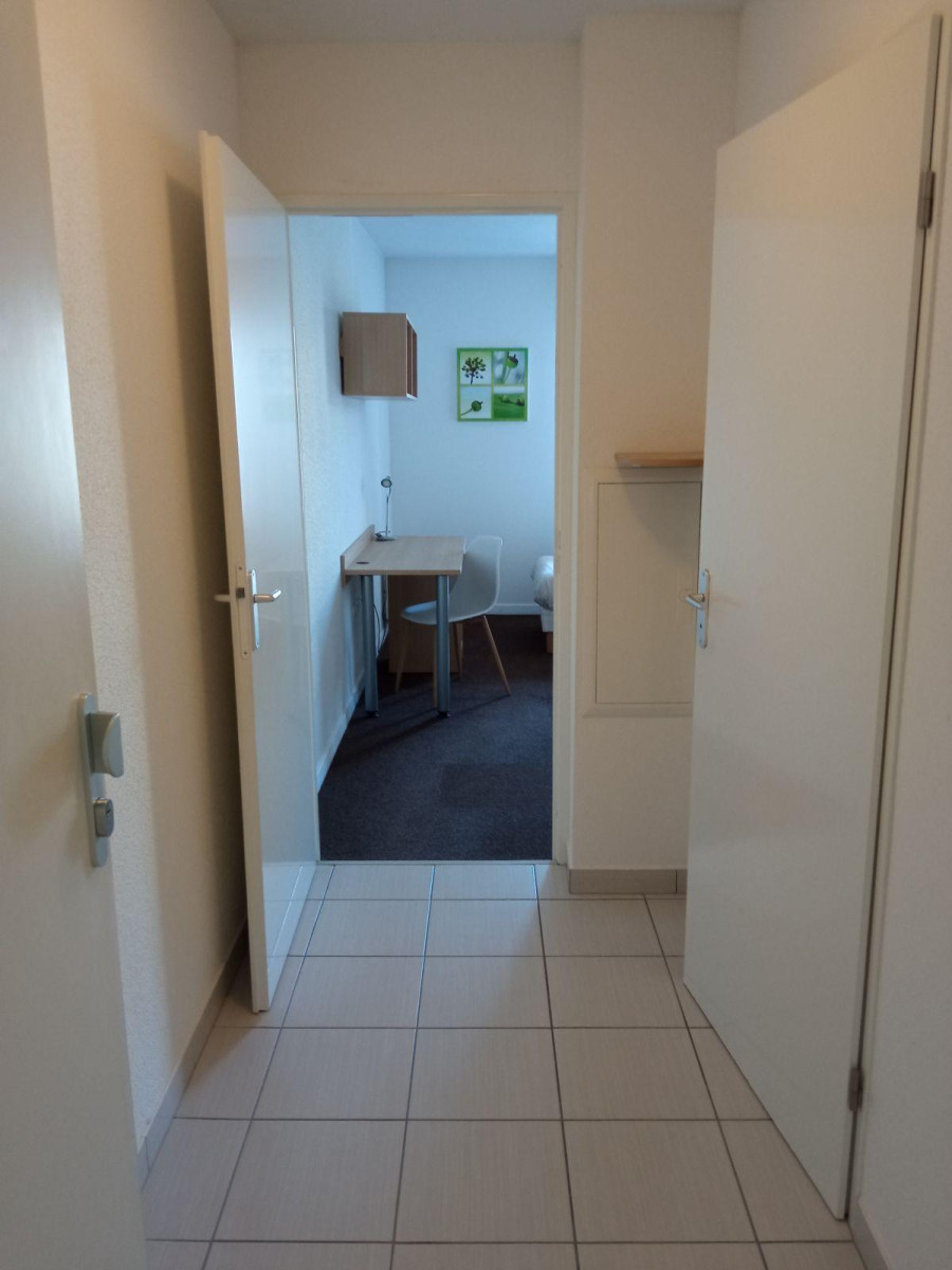 
                                                Location
                                                 Studio étudiant tout équipé - proche Polytech