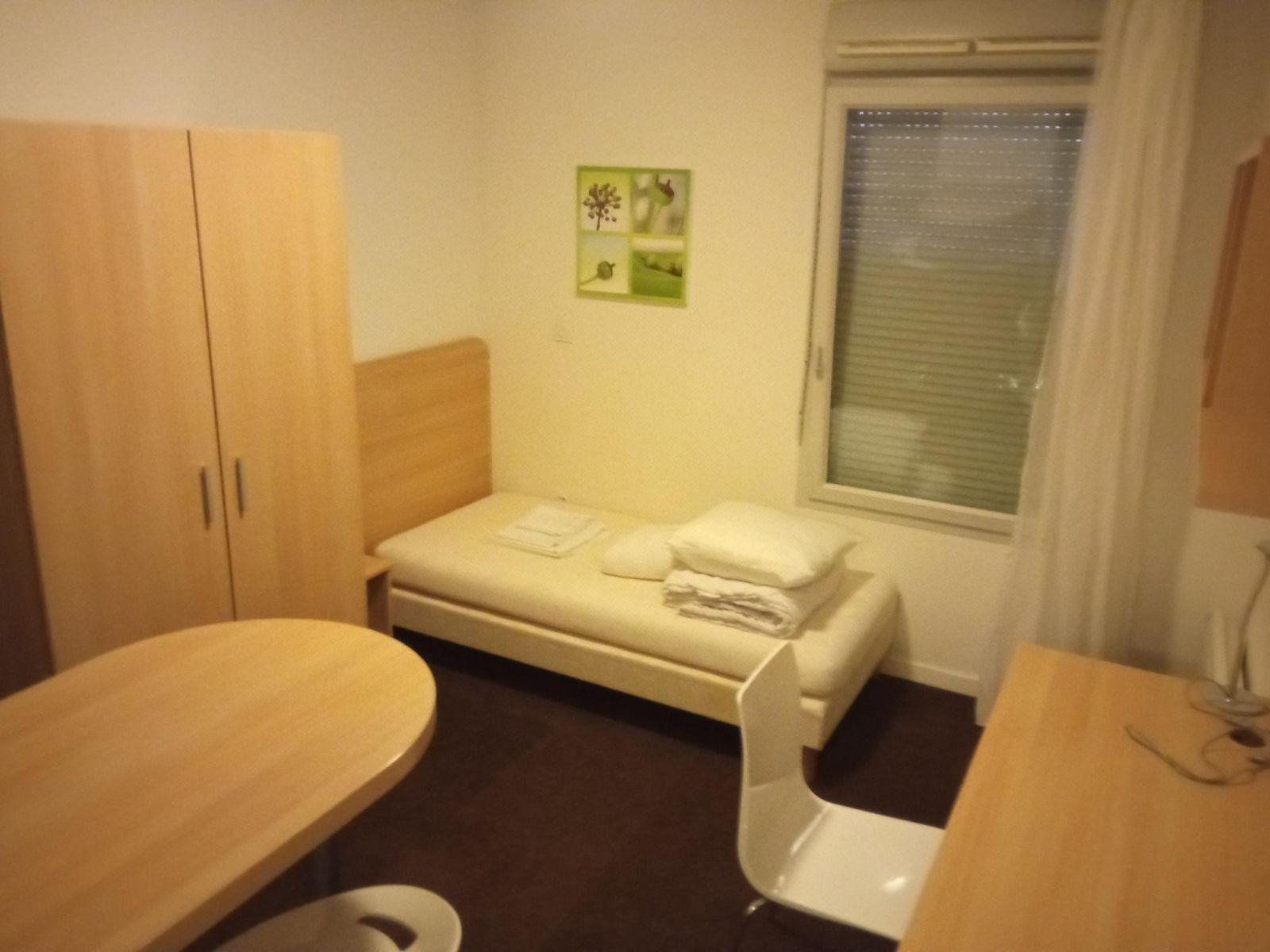 
                                                Location
                                                 Studio étudiant tout équipé - proche Polytech