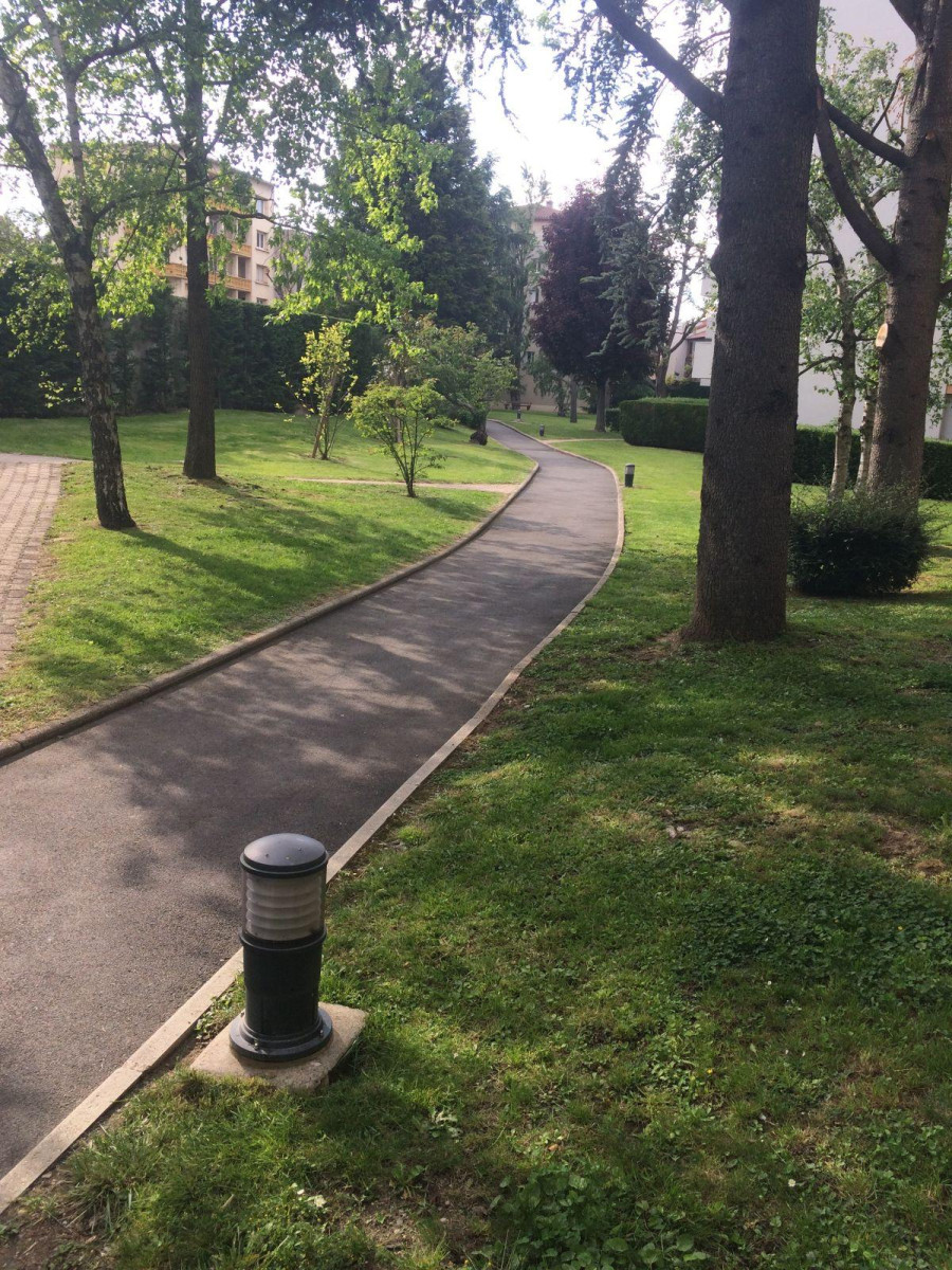 
                                                Location
                                                 Studio Fauriel coeur de ville