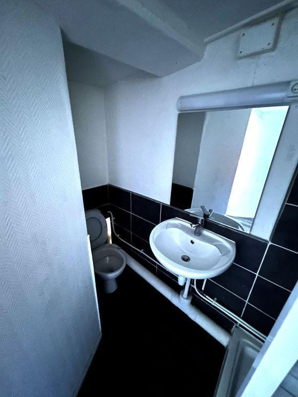 
                                                Location
                                                 Studio hyper centre 18m²