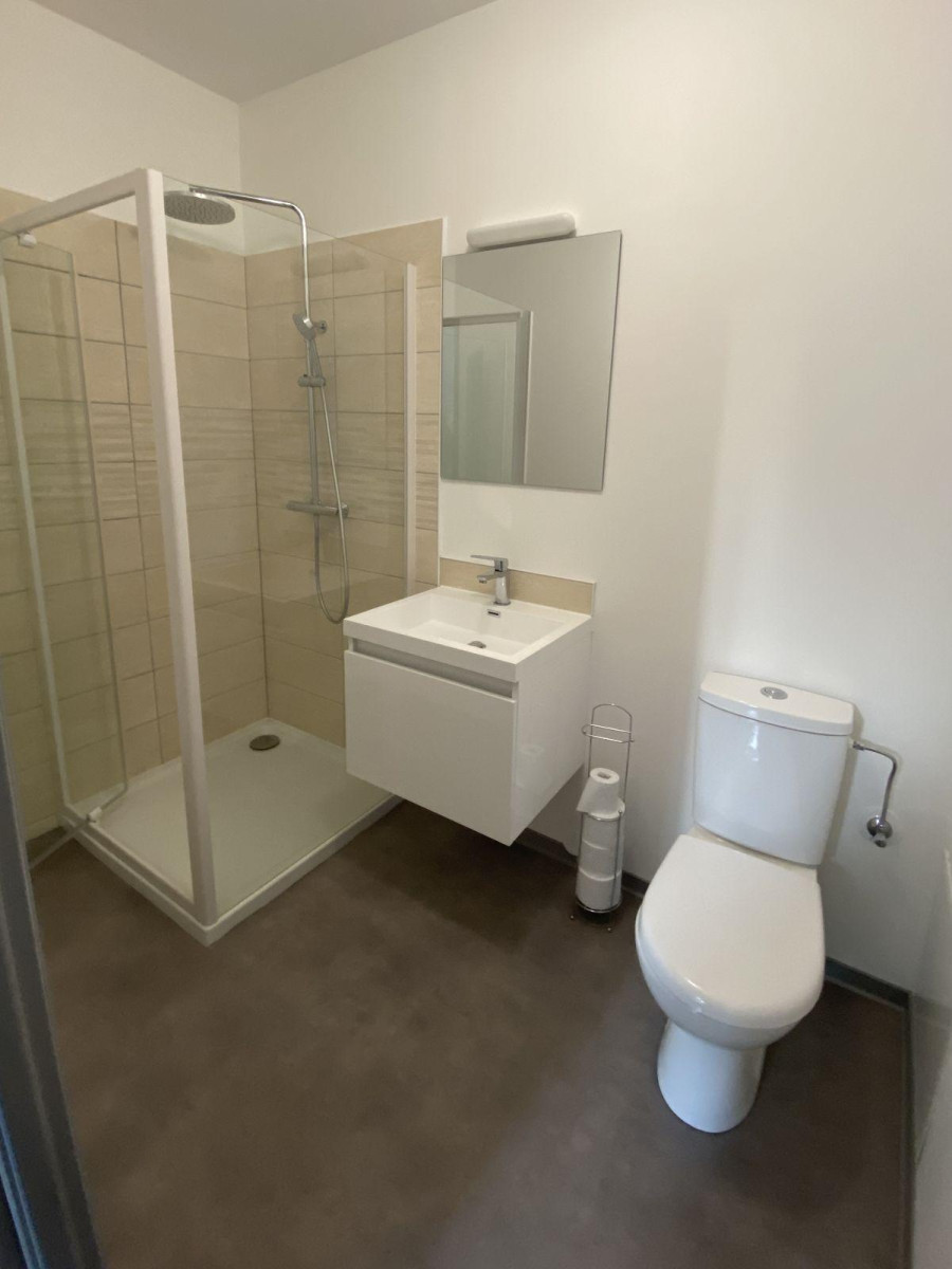 
                                                Location
                                                 Studio idéal étudiant