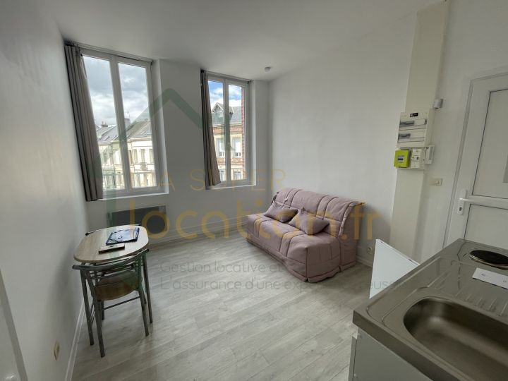 
                                                Location
                                                 STUDIO IDEAL ETUDIANT ST QUENTIN