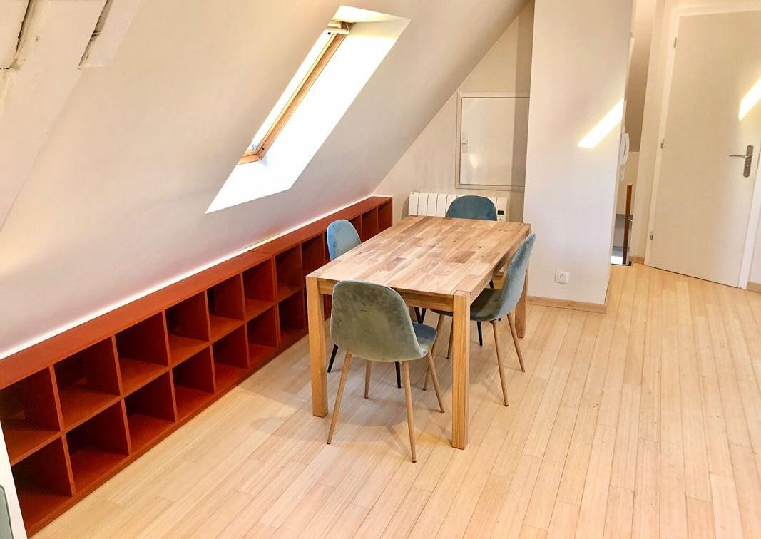 
                                                Location
                                                 Studio indépendant Bois Colombes