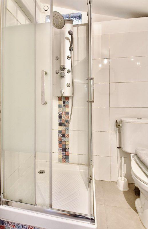 
                                                Location
                                                 Studio + internet pour étudiant