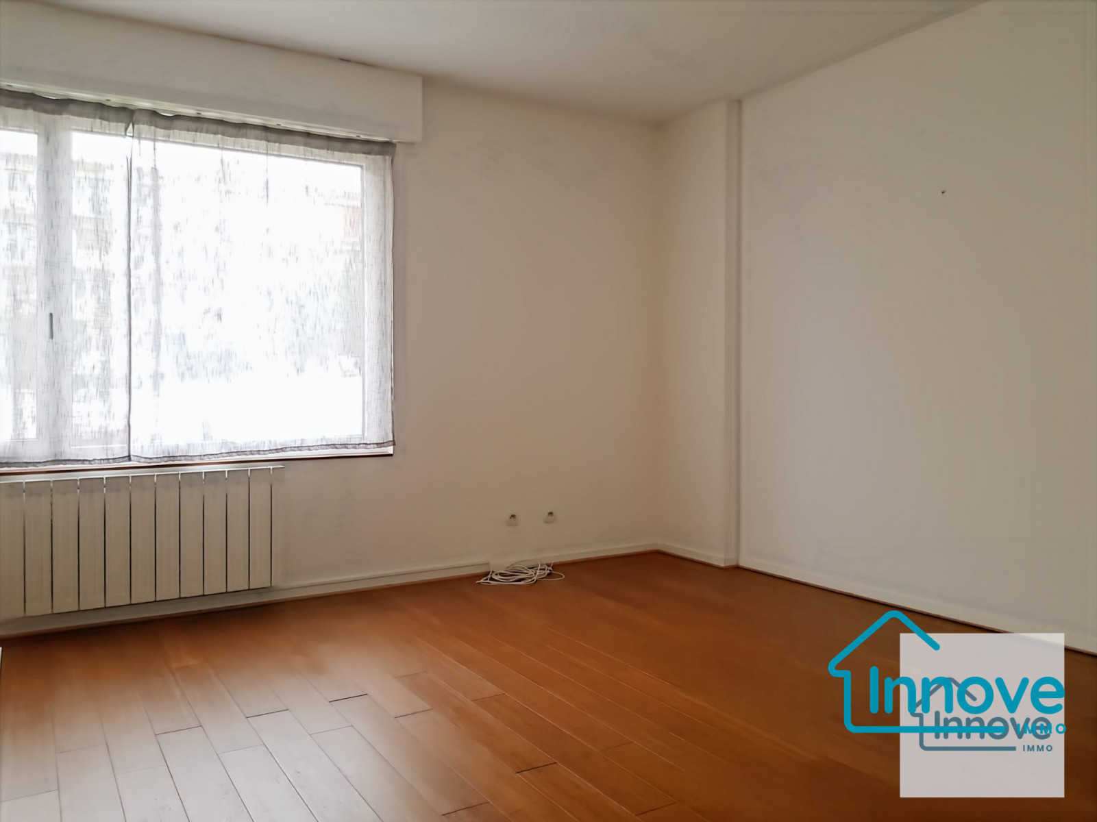 
                                                Vente
                                                 STUDIO - LE VESINET - LES CHARMETTES