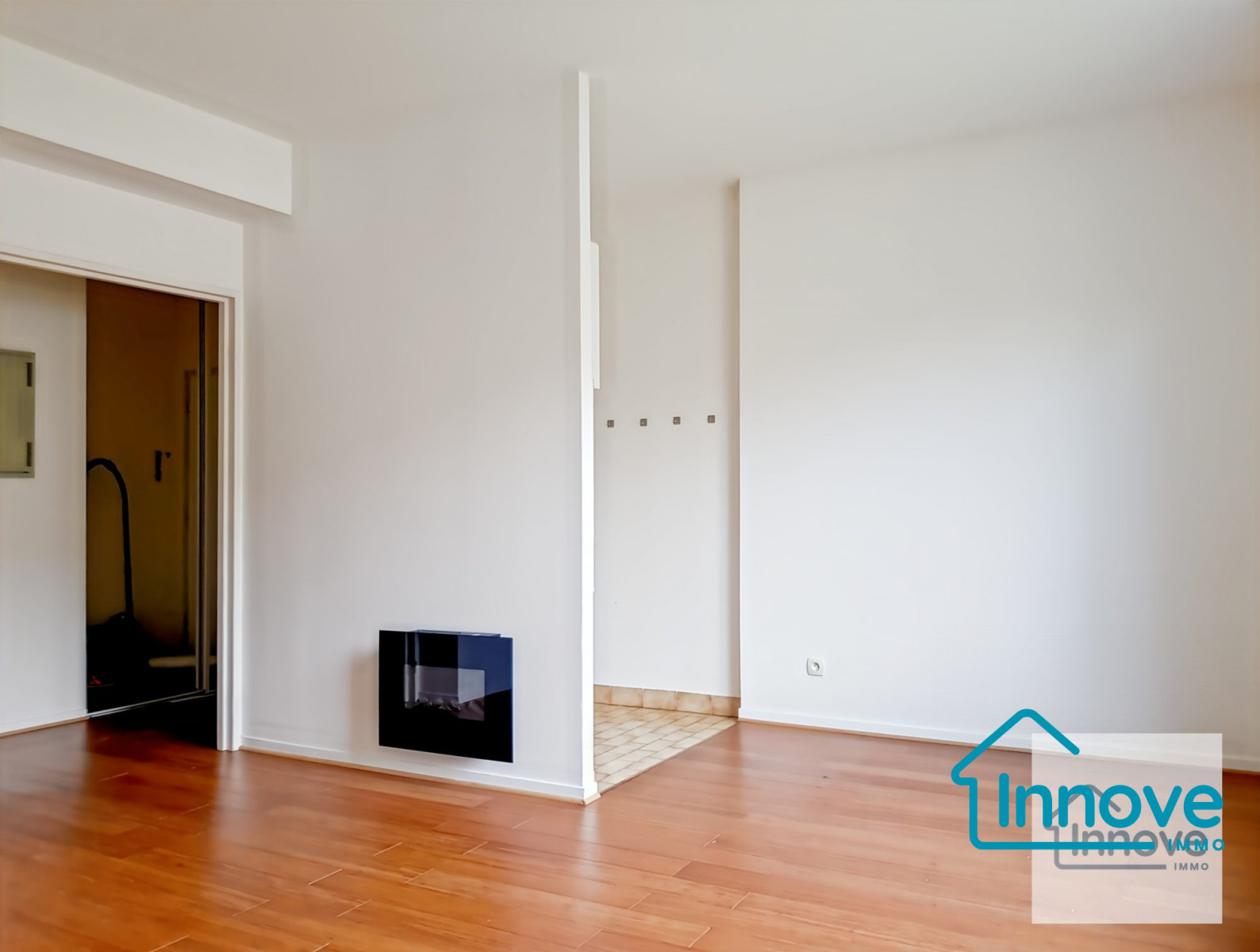 
                                                Vente
                                                 STUDIO - LE VESINET - LES CHARMETTES