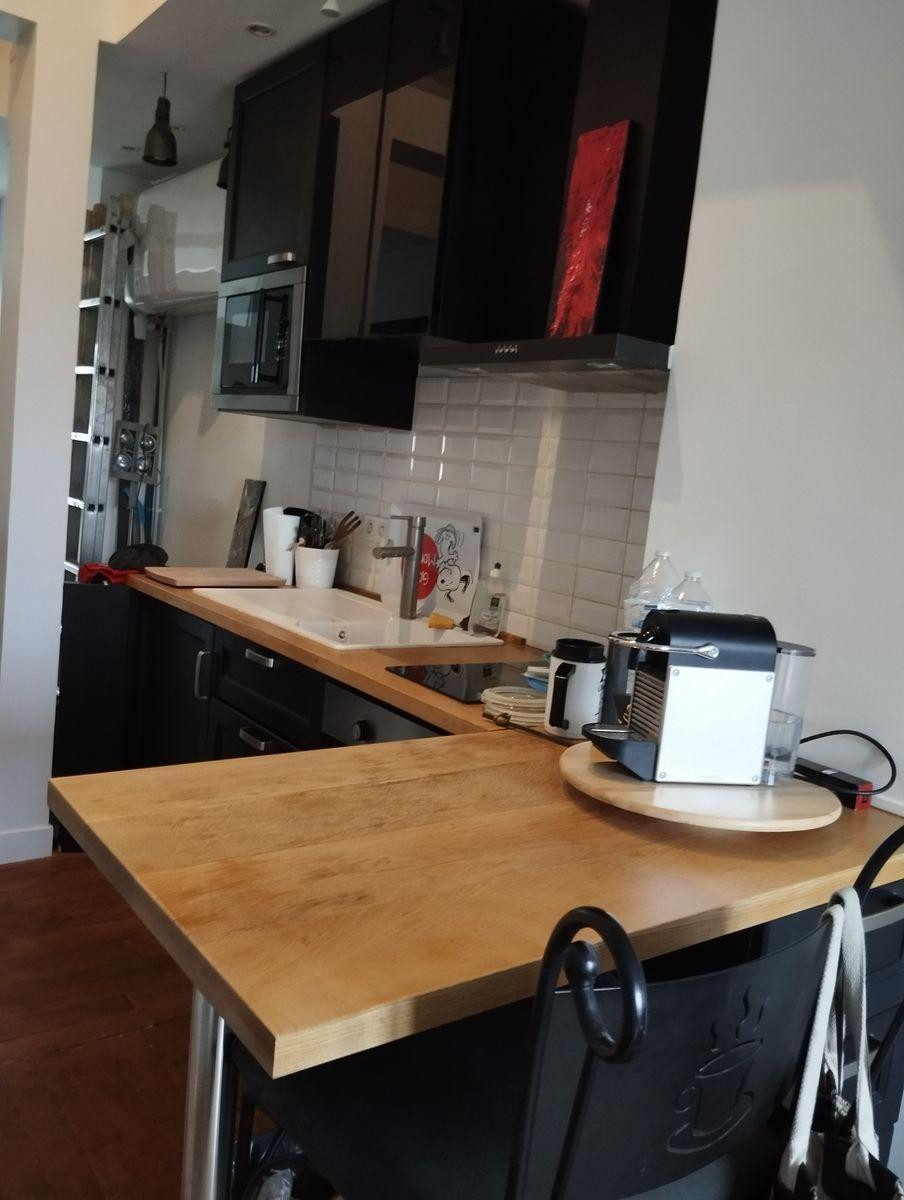 
                                                Colocation
                                                 Studio lumineux avec vue sur les toits de Paris