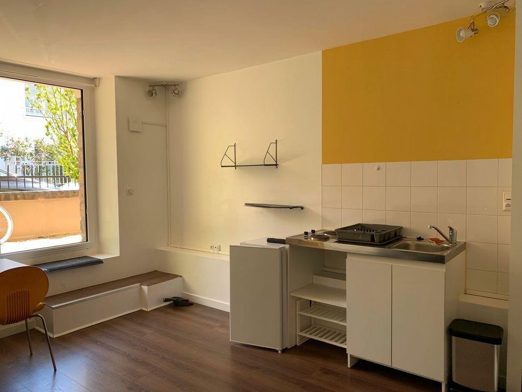 
                                                Location
                                                 Studio lumineux bord de l'erdre