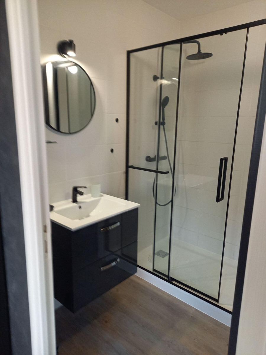 
                                                Location
                                                 Studio lumineux Chalonnes/Loire - idéal étudiant