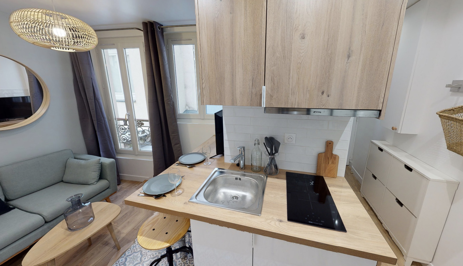 
                                                Location
                                                 Studio lumineux de 18m2 dans le 14ème arrondissement de Paris