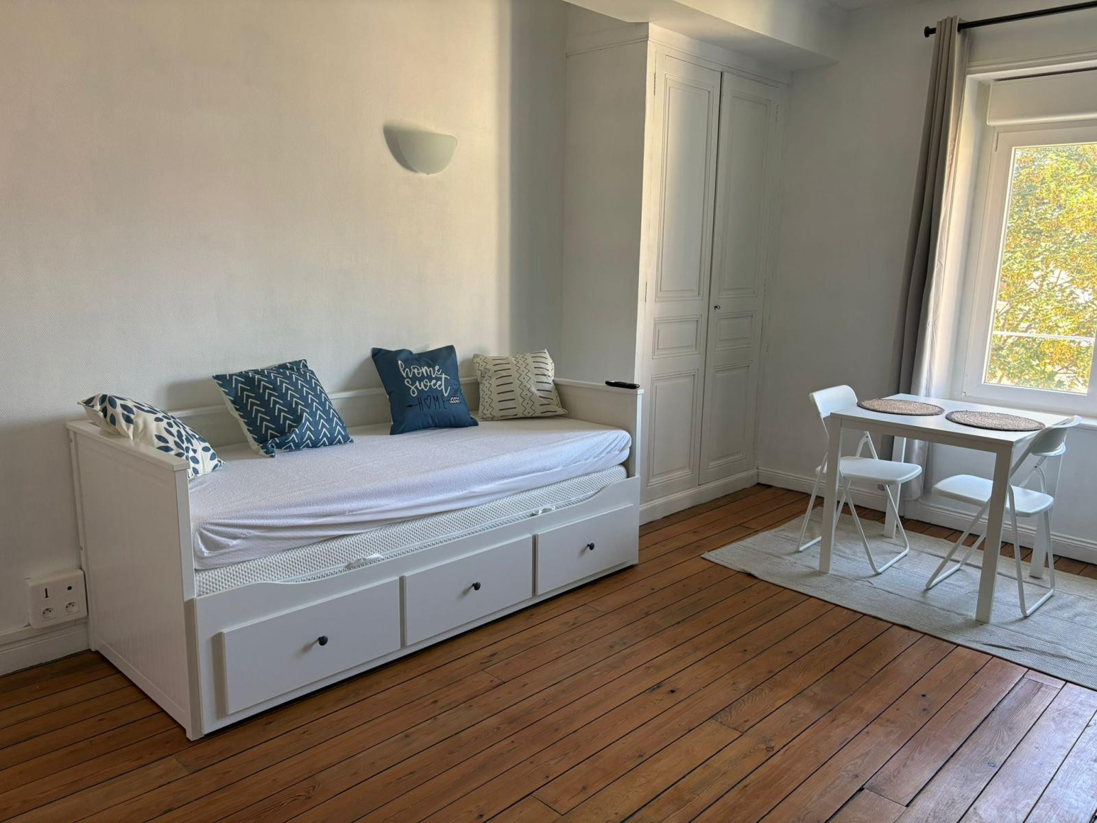 
                                                Location
                                                 Studio Lumineux et calme (T1) – Av Jean Jaurès