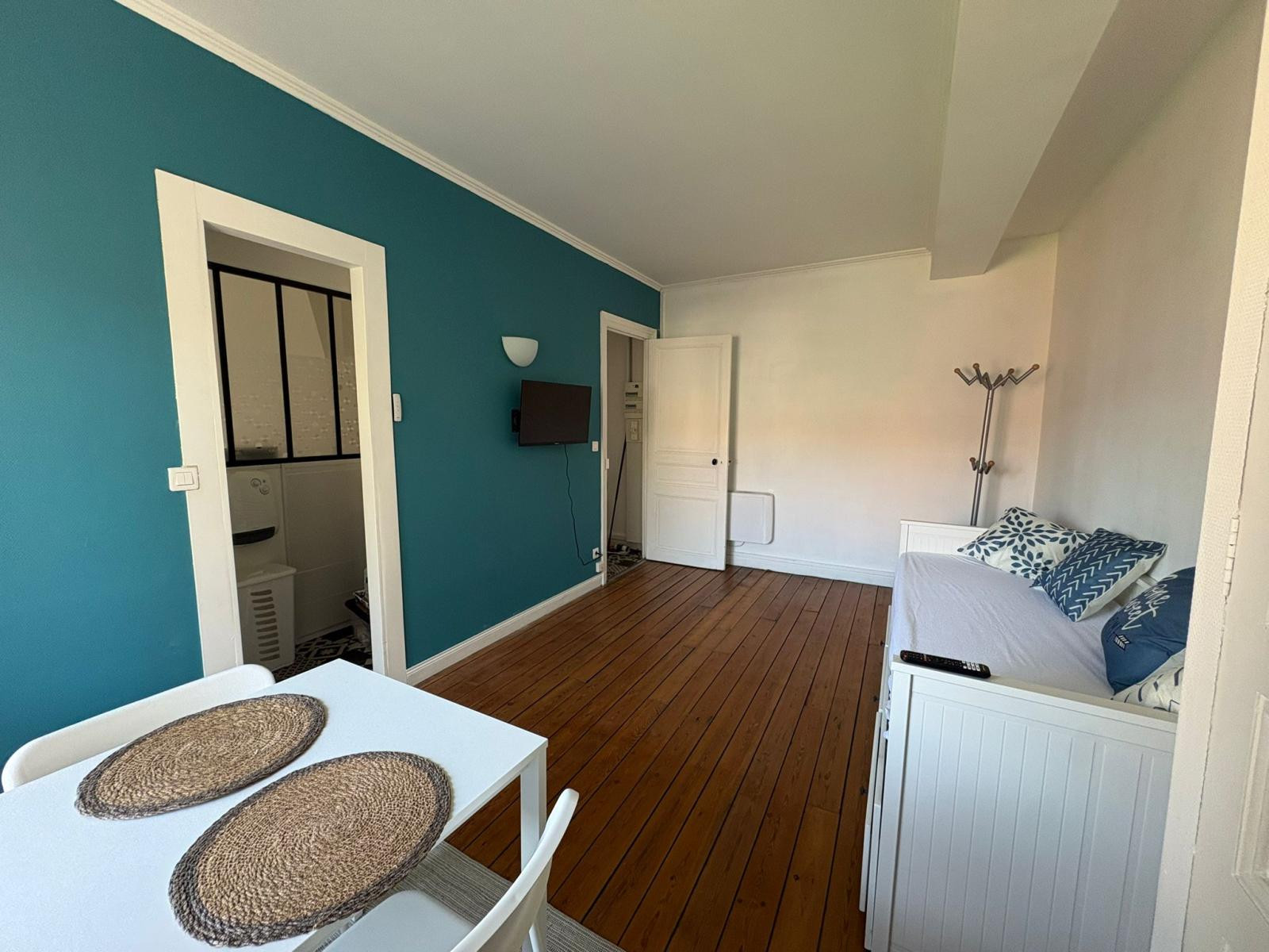 
                                                Location
                                                 Studio Lumineux et calme (T1) – Av Jean Jaurès