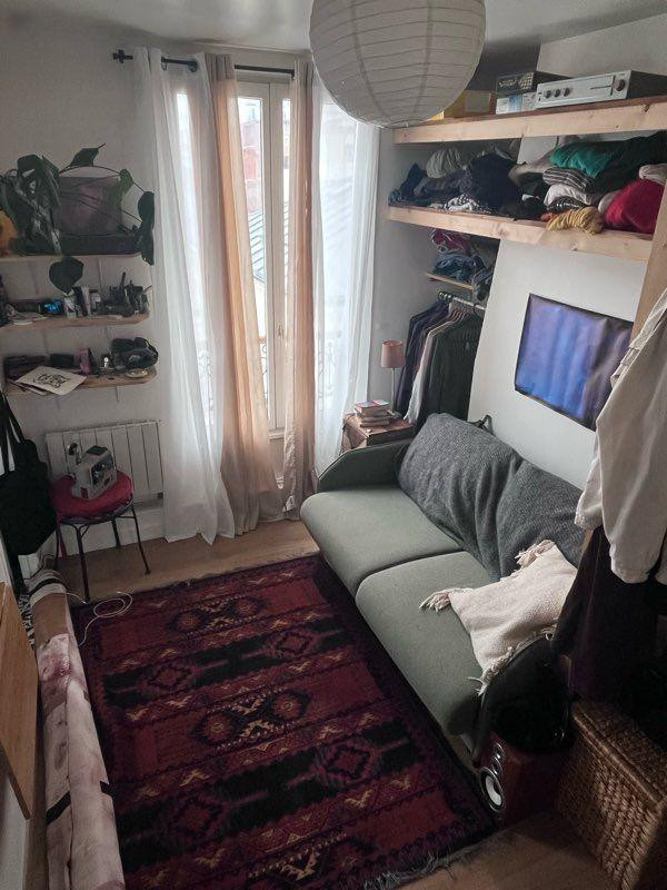 
                                                Location
                                                 Studio lumineux Paris 11