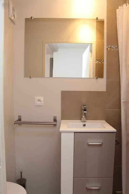 
                                                Location
                                                 Studio lumineux plein centre ville