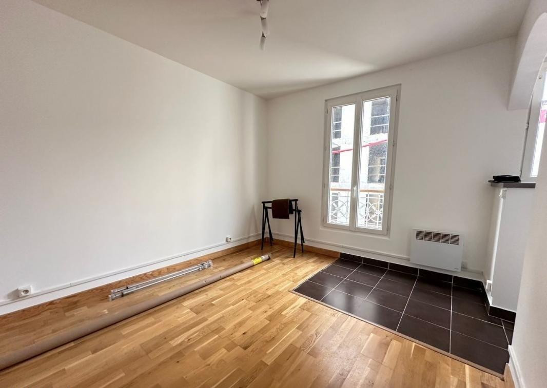 
                                                Location
                                                 Studio Maisons Alfort