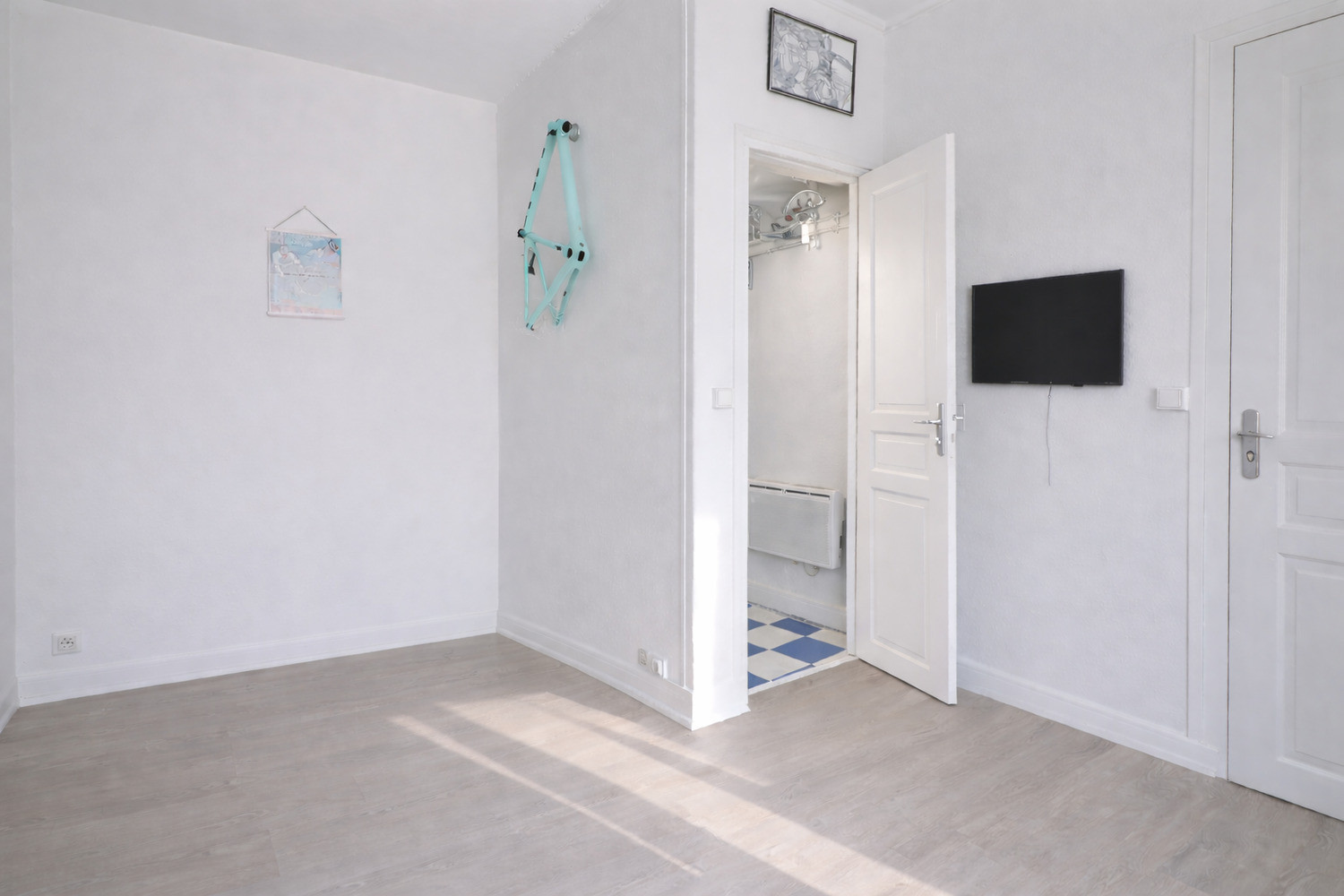 
                                                Vente
                                                 Studio Malakoff idéal investisseur