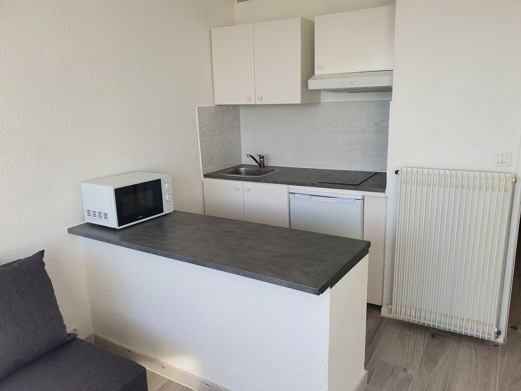 
                                                Location
                                                 Studio Marseille 8ème (carré d'or)