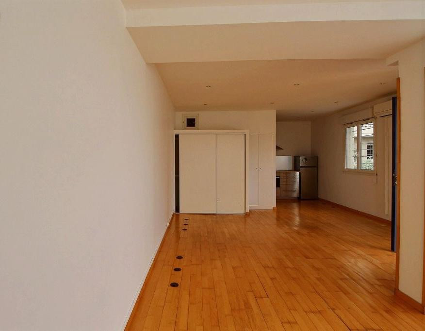 
                                                Location
                                                 Studio Marseille avec terrasse