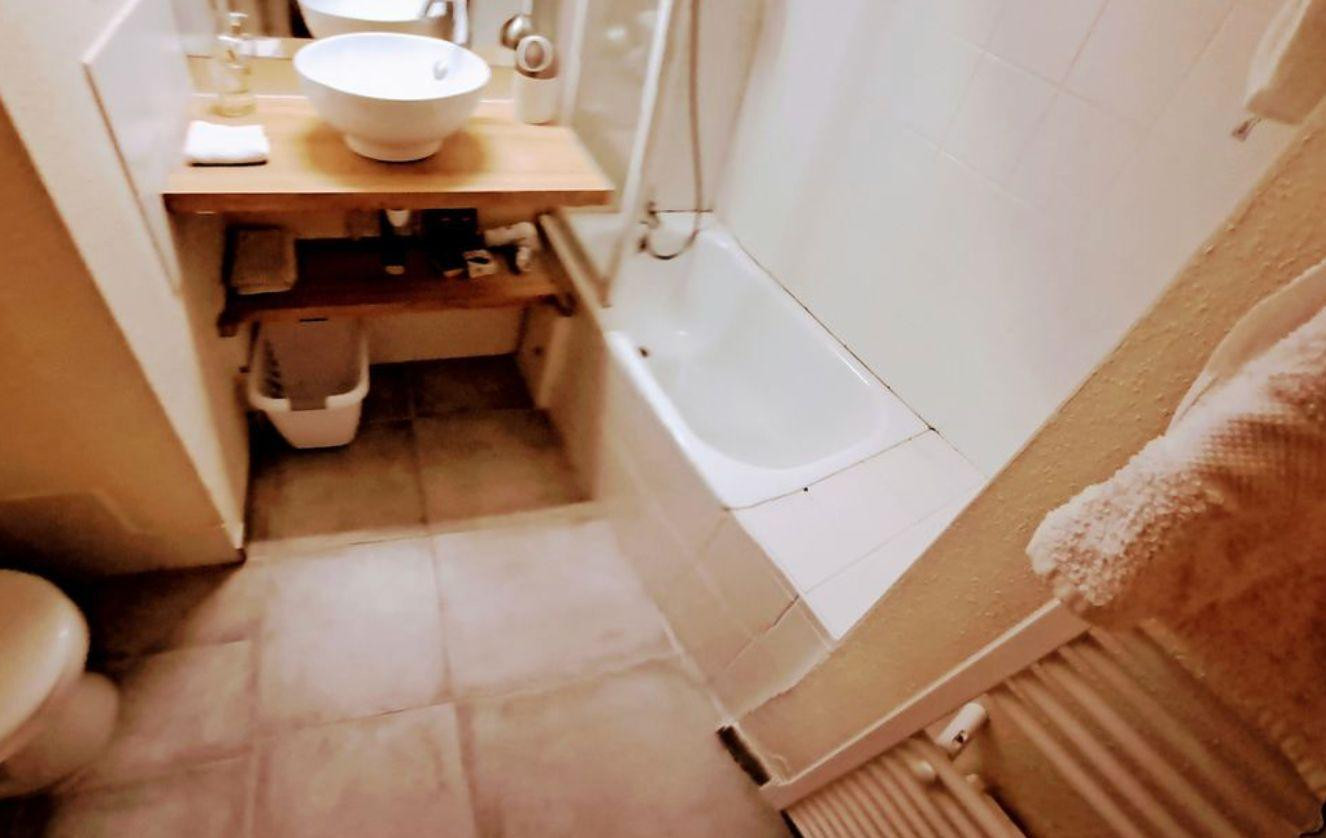 
                                                Location
                                                 STUDIO meinau atypique