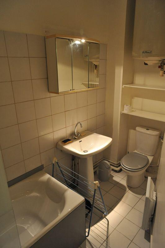 
                                                Location
                                                 Studio métro place de Clichy Paris 75017