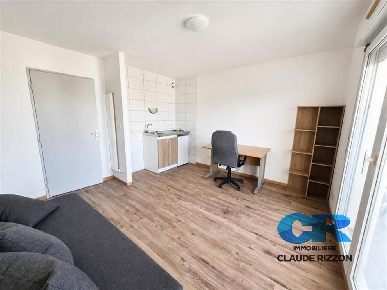 
                                                Vente
                                                 STUDIO METZ SABLON