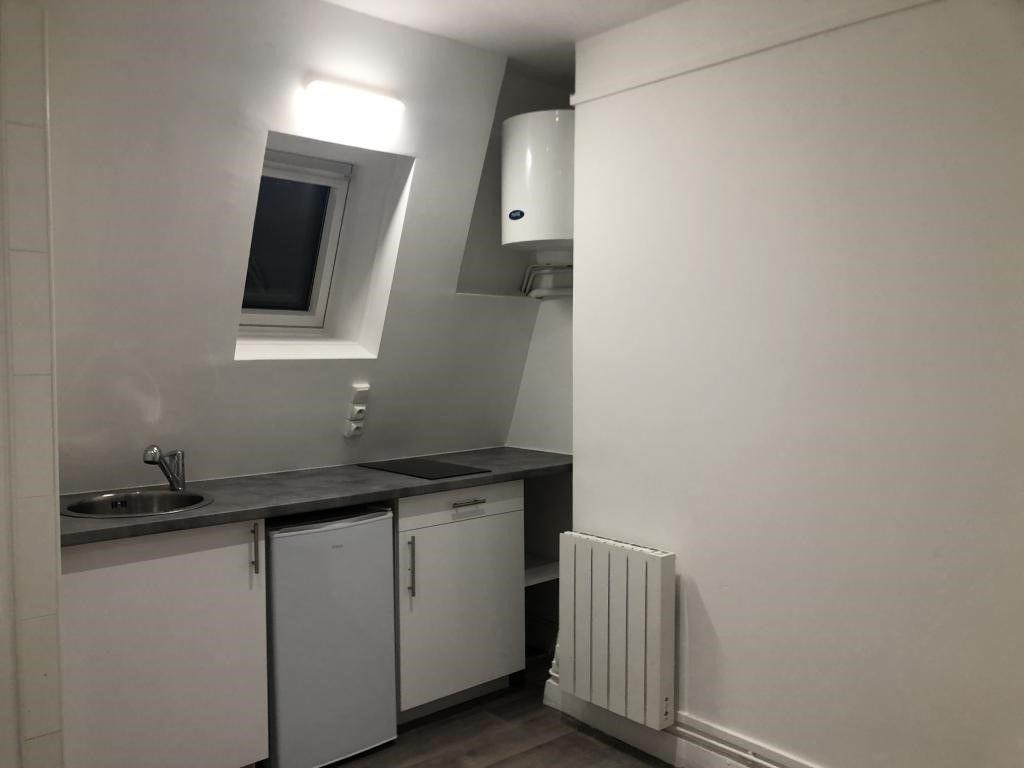 
                                                Location
                                                 Studio meublé 12m2 à Neuilly Bail Mobilité