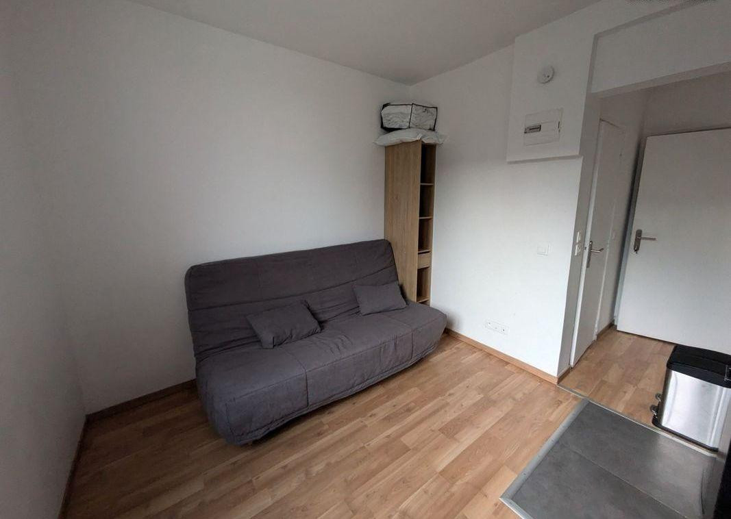 
                                                Location
                                                 Studio meublé 13m² tout inclus ANNECY