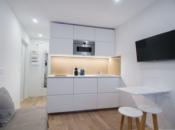
                                                Location
                                                 Studio meublé 14 m² avec Fibre