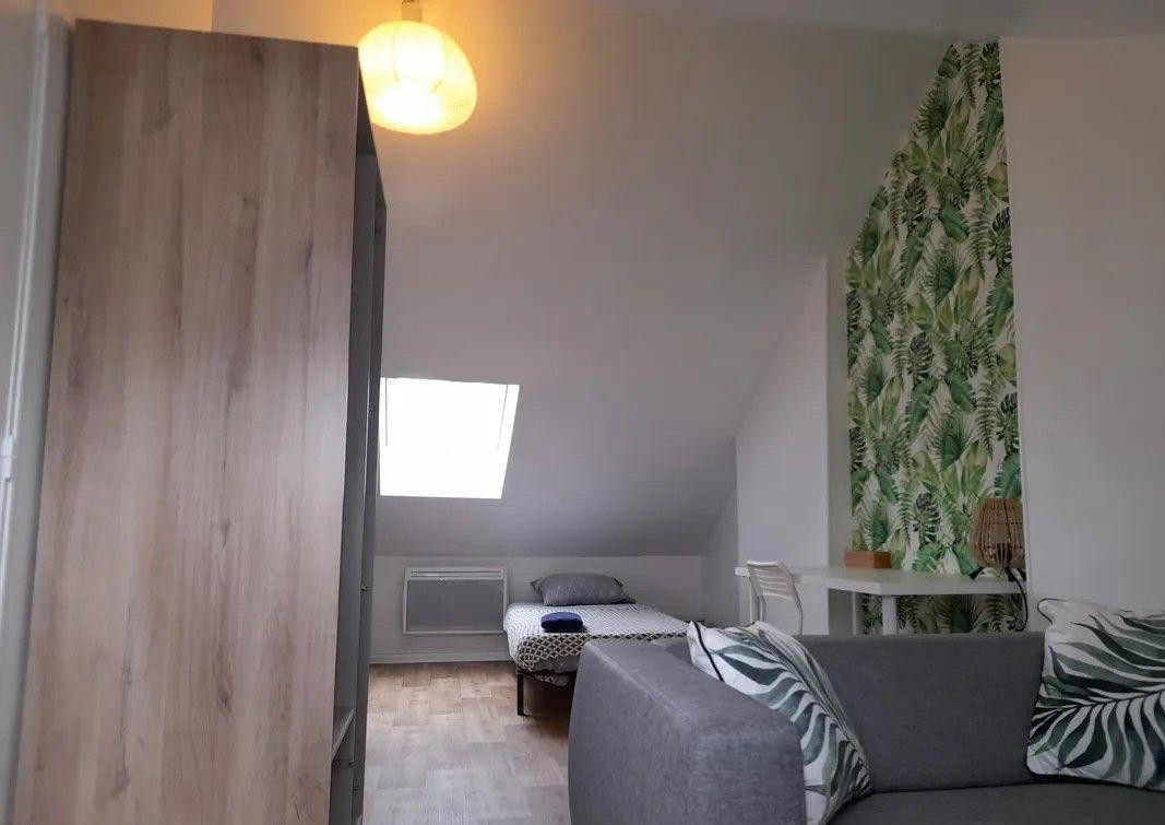 
                                                Location
                                                 Studio meublé 15m² proche de Néoma