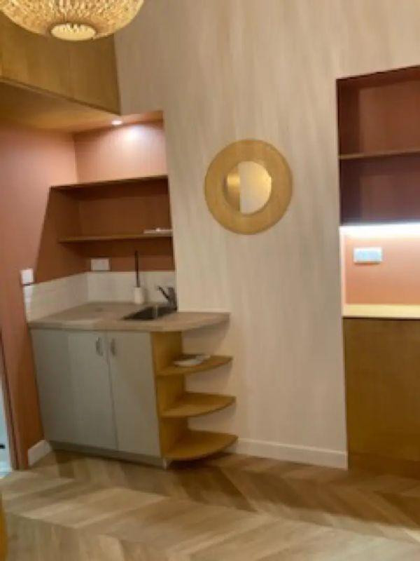 
                                                Location
                                                 Studio meublé 15m2