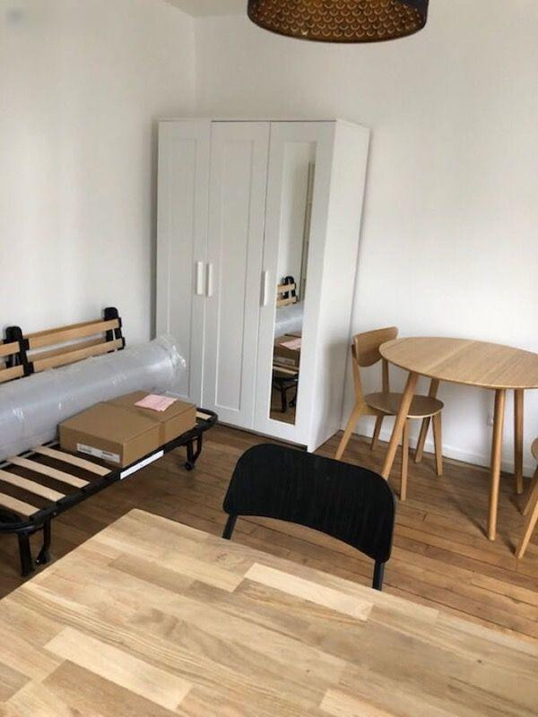 
                                                Location
                                                 Studio meublé 16 m² Gambetta