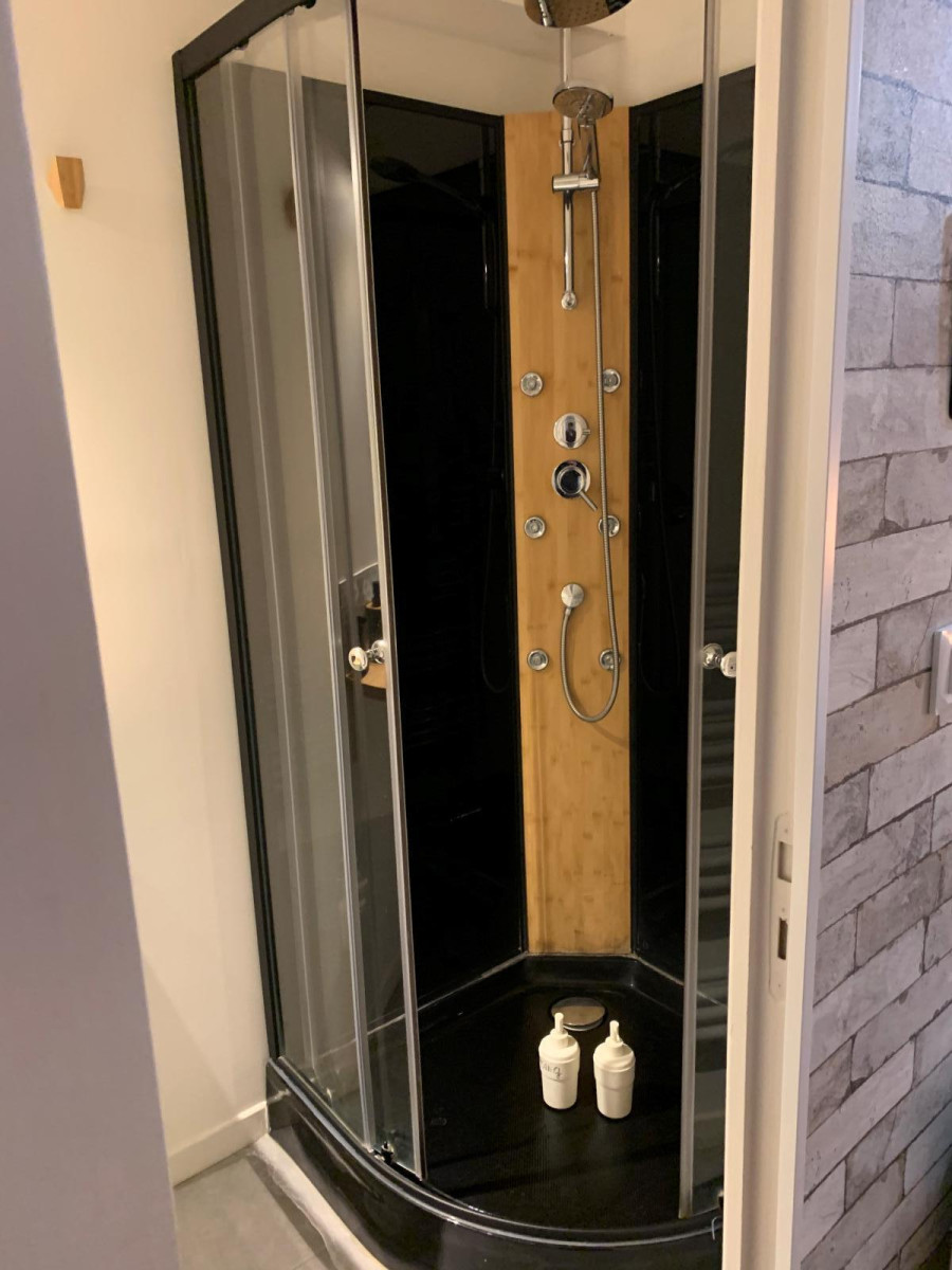 
                                                Location
                                                 Studio meublé 17 m² – Cité des Congrès