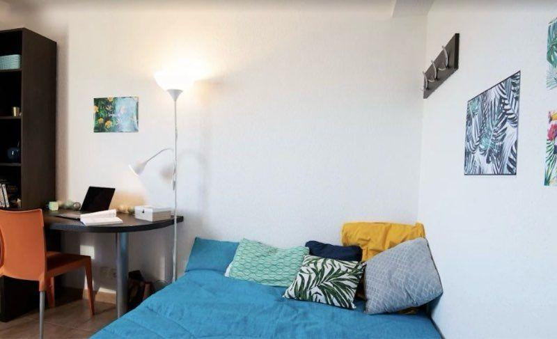 
                                                Location
                                                 Studio meublé 17m2 Paris 16
