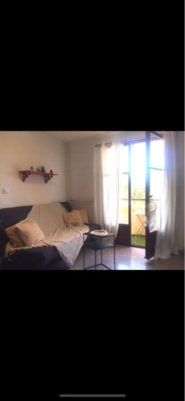 
                                                Location
                                                 Studio meublé 18. M² avec balcon et cave